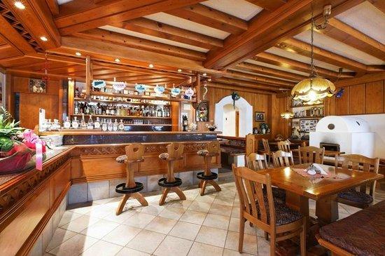 Pasticceria Caffe Gelateri Genziana